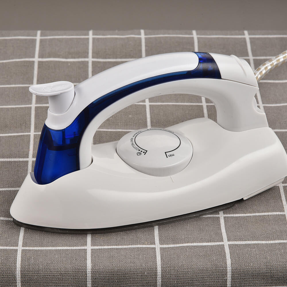 Pack Viaje Plancha De Vapor, Hervidor De Acero 0,5L & Secador De Pelo Con Mango Plegable